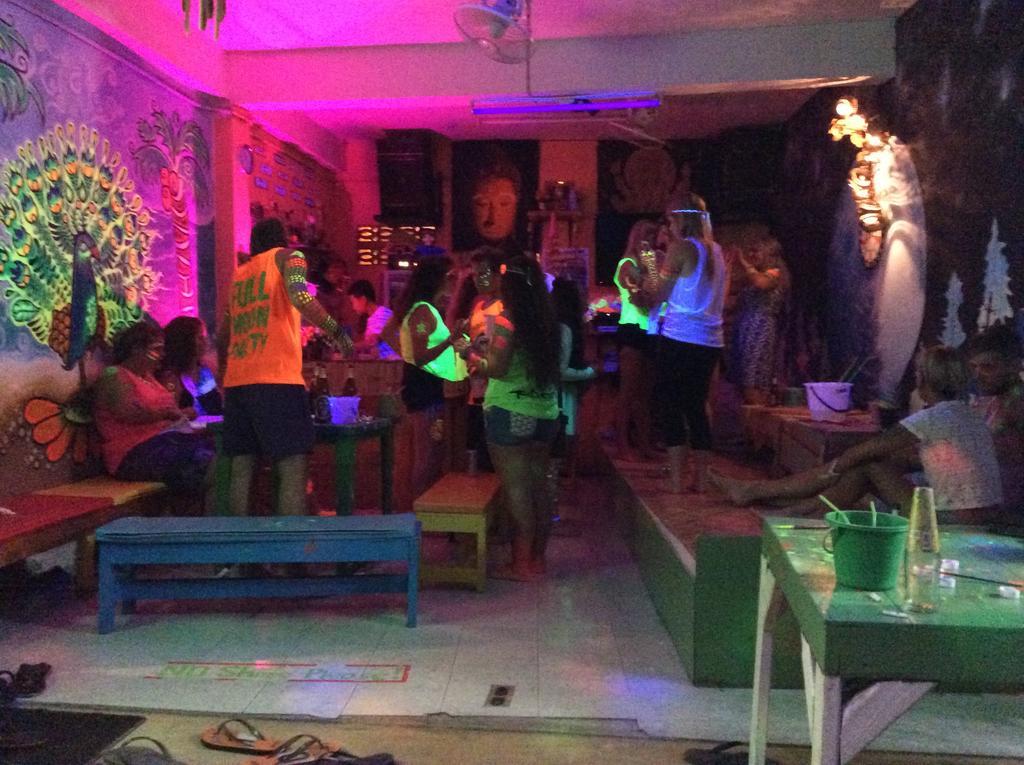 Maddy'S Hostel Ko Pha Ngan Exterior foto